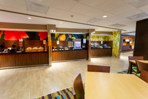 fairfield inn and suites by marriott bay city