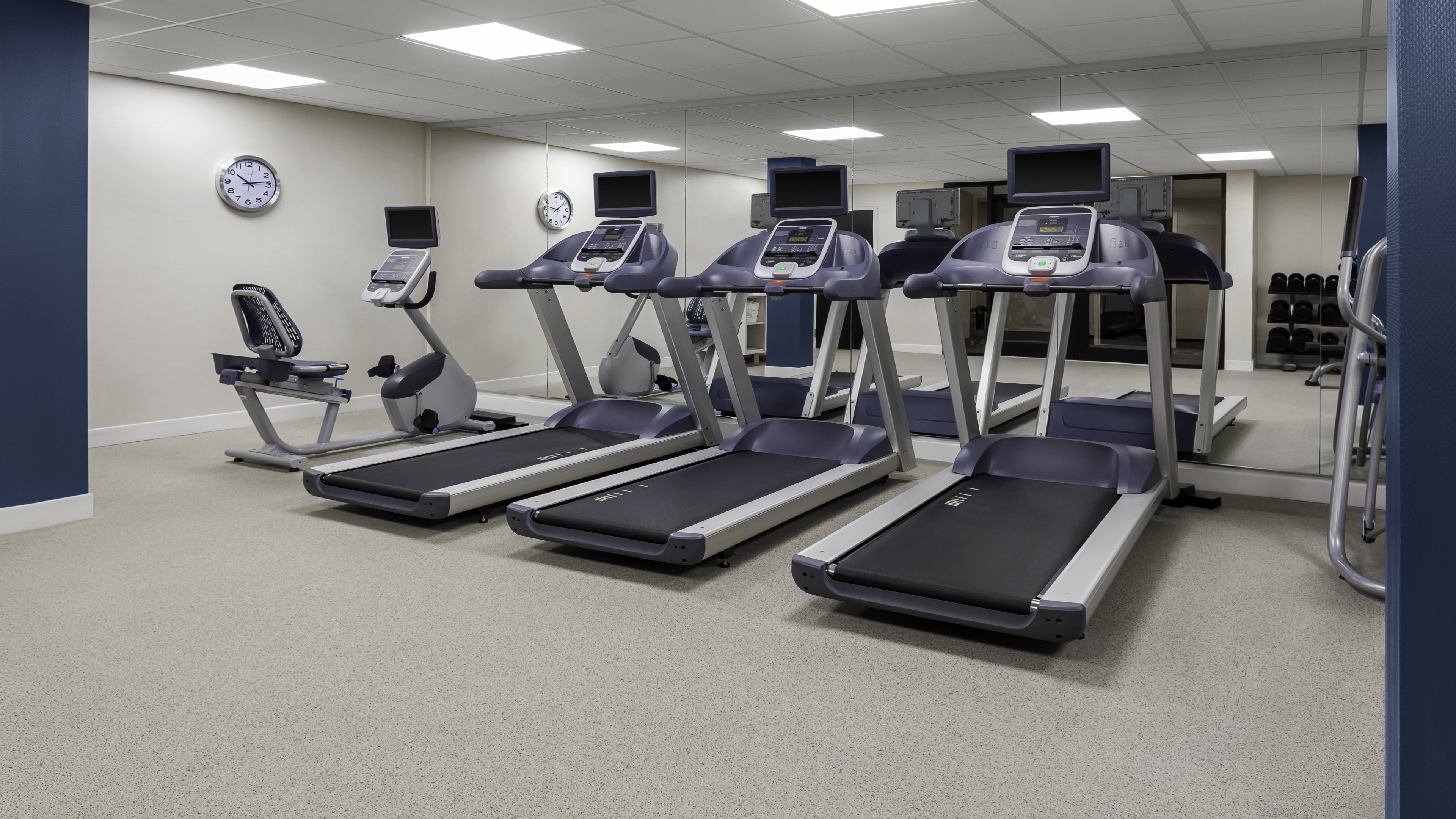 holiday inn express kansas city downtown by ihg