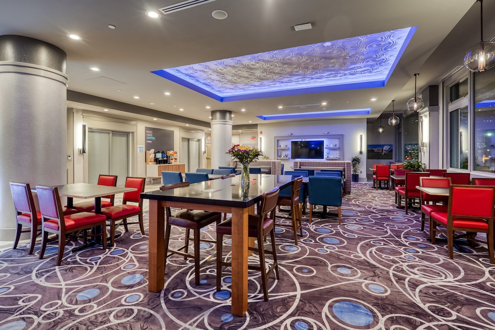 holiday inn express kansas city downtown by ihg