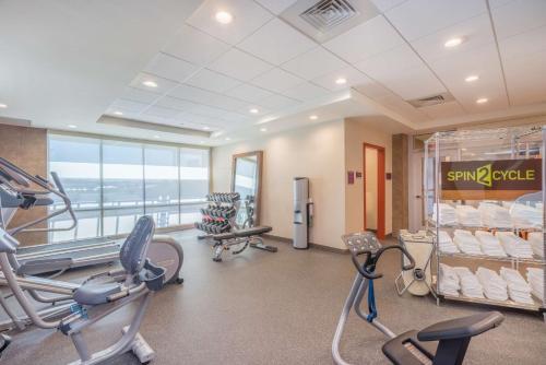 home2 suites by hilton bowling green hotel