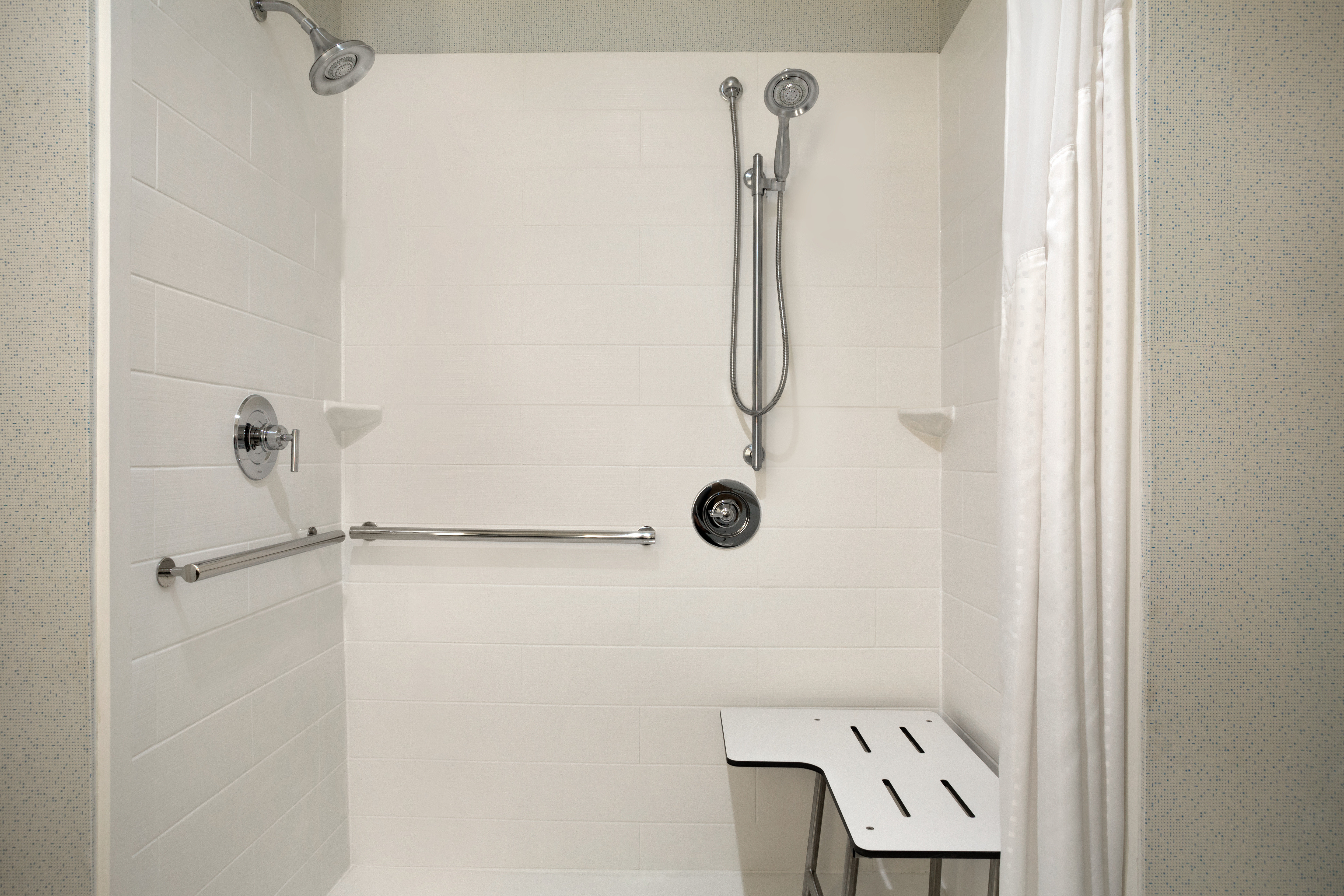 holiday inn express and suites mcallen medical center area