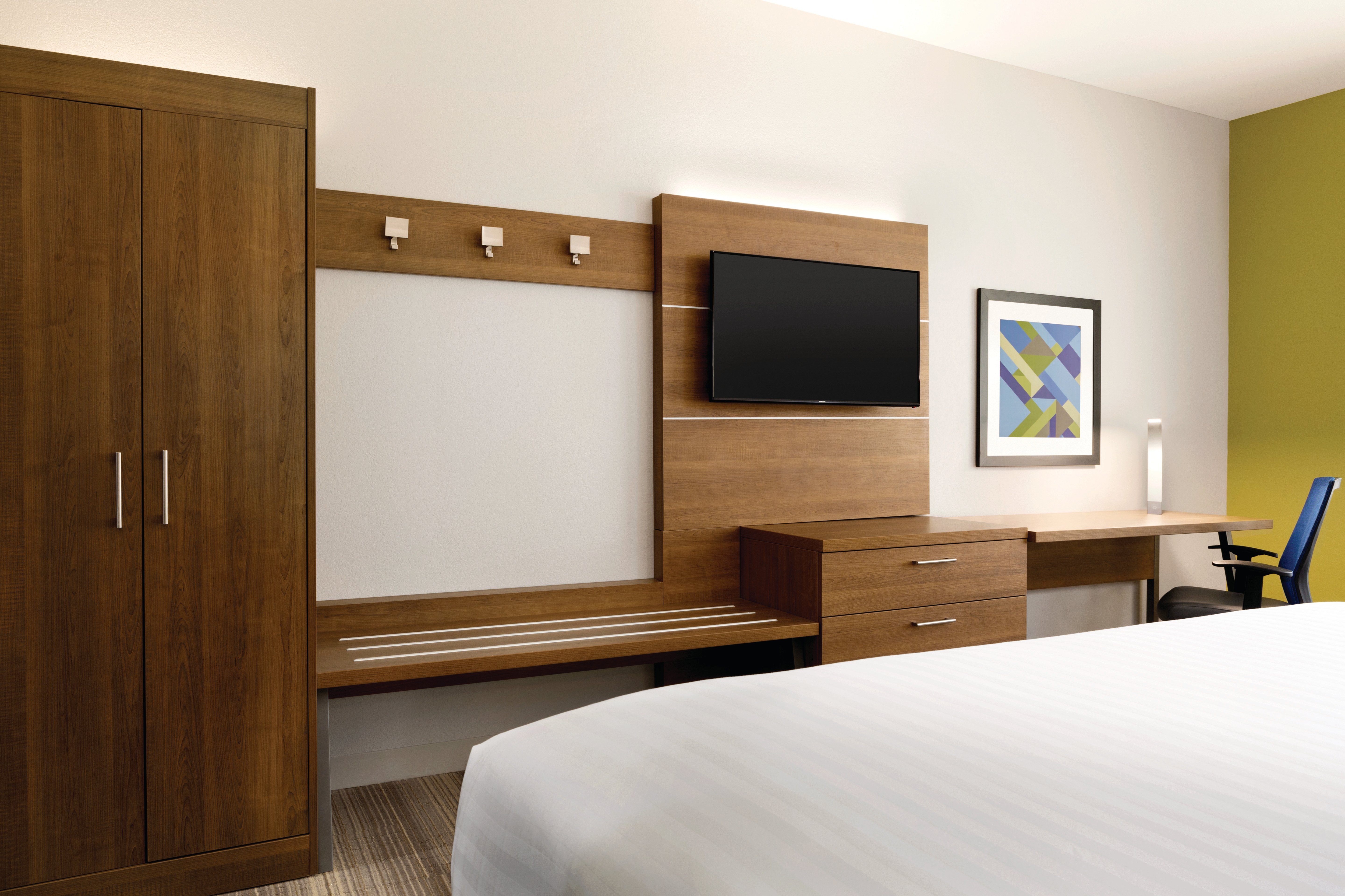 holiday inn express and suites mcallen medical center area