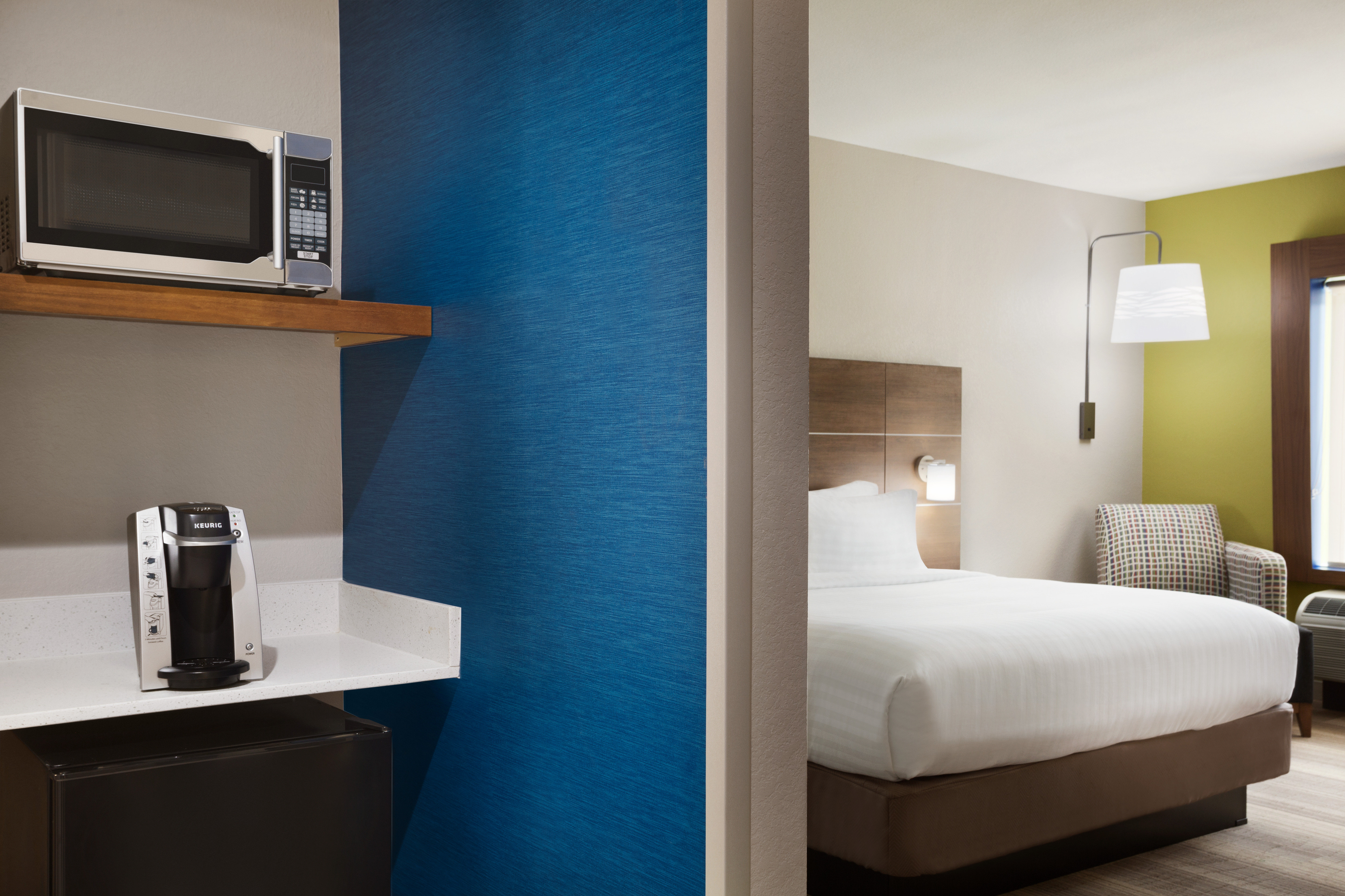 holiday inn express and suites mcallen medical center area