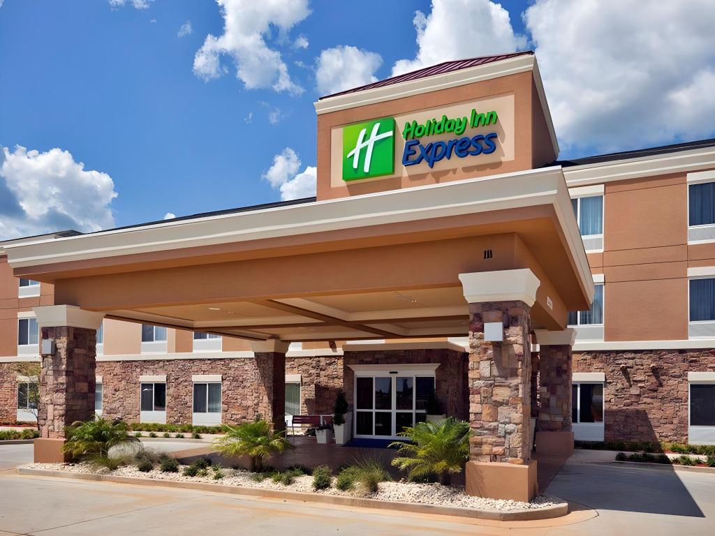 holiday inn express and suites mcallen medical center area