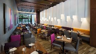 holiday inn hotel and suites montreal centre ville ouest by ihg