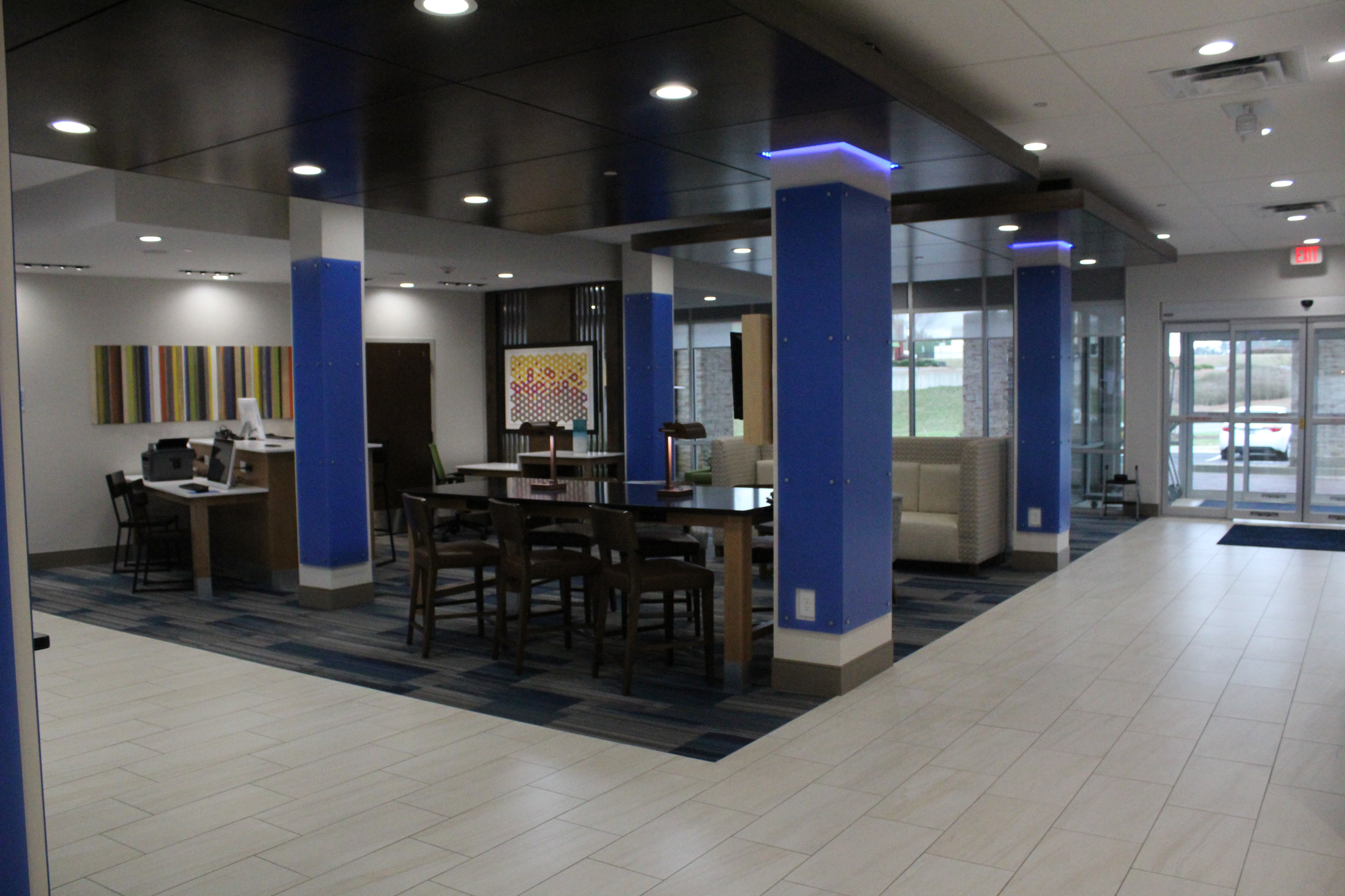 holiday inn express and suites milledgeville by ihg