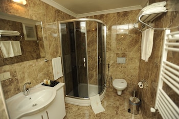 qamar prestige suites