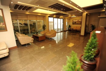 qamar prestige suites