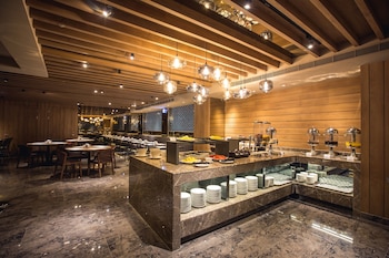 airline inn kaohsiung station