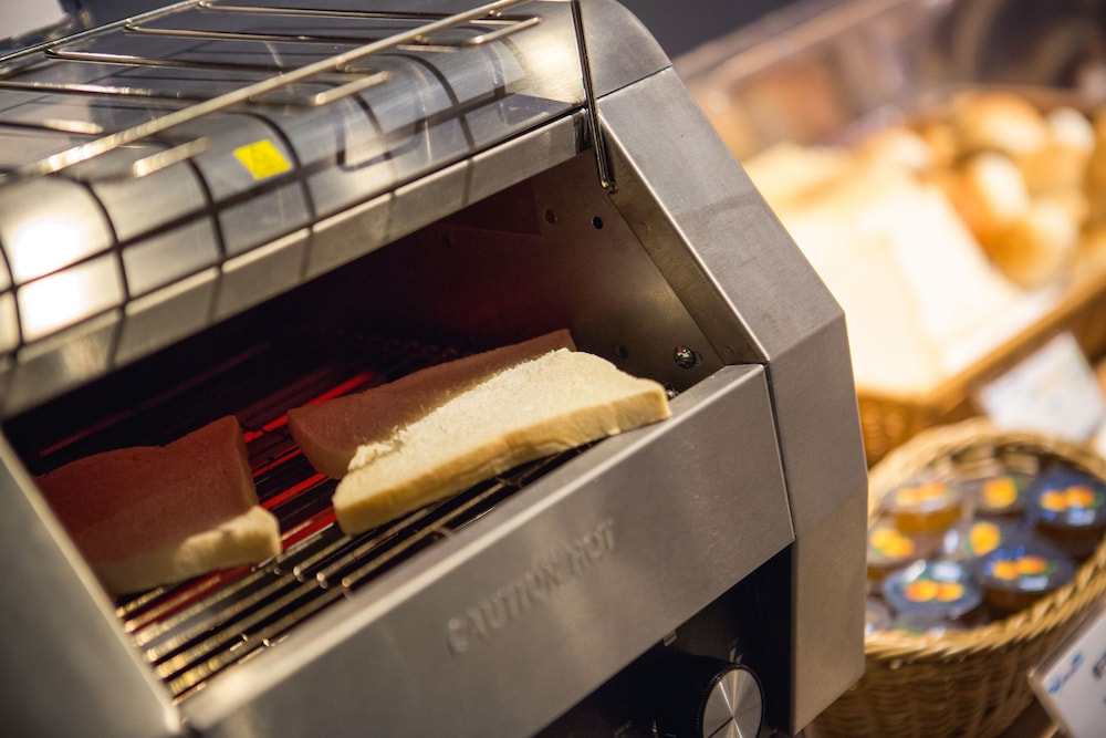 airline inn kaohsiung station