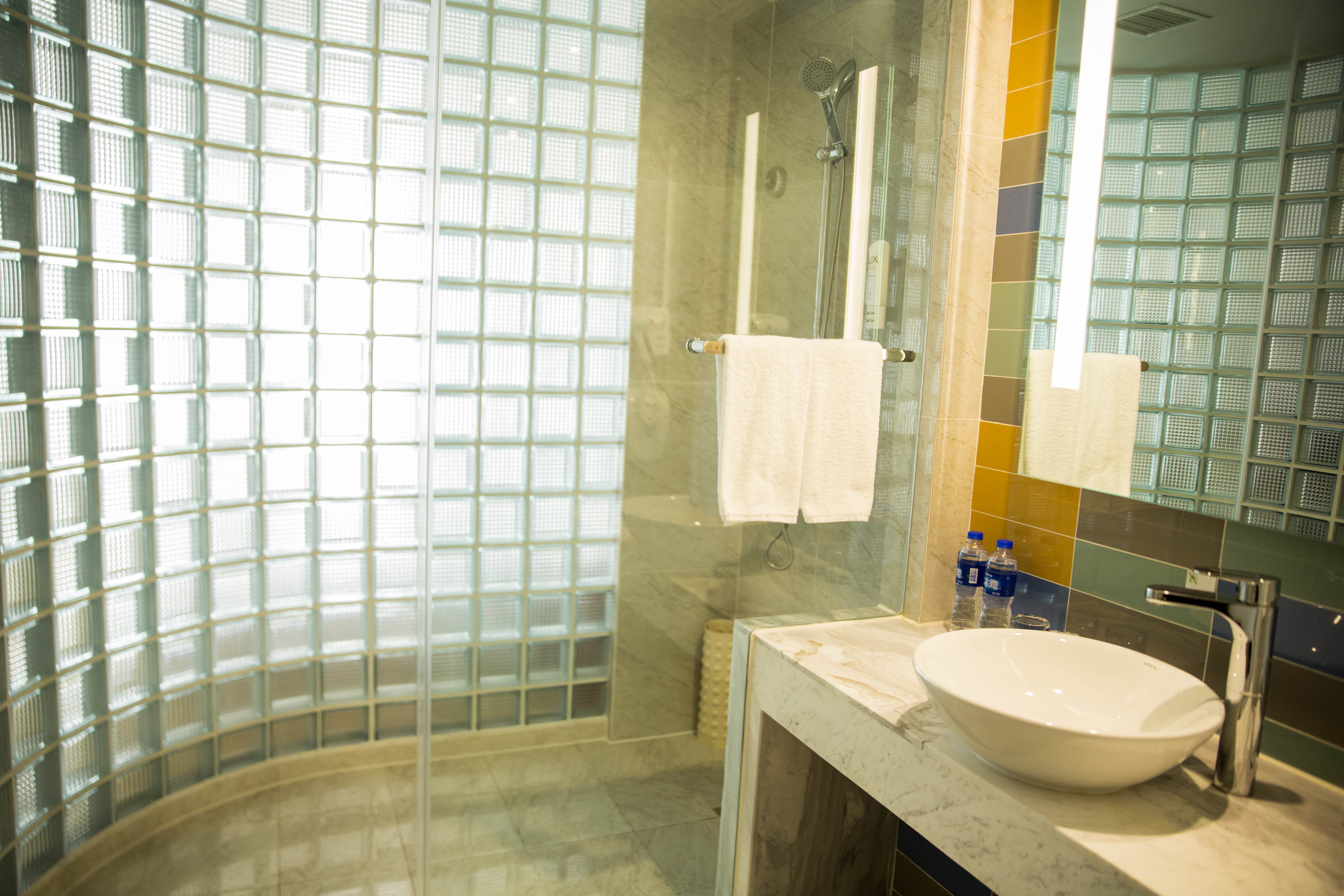 holiday inn express zhangjiakou park view