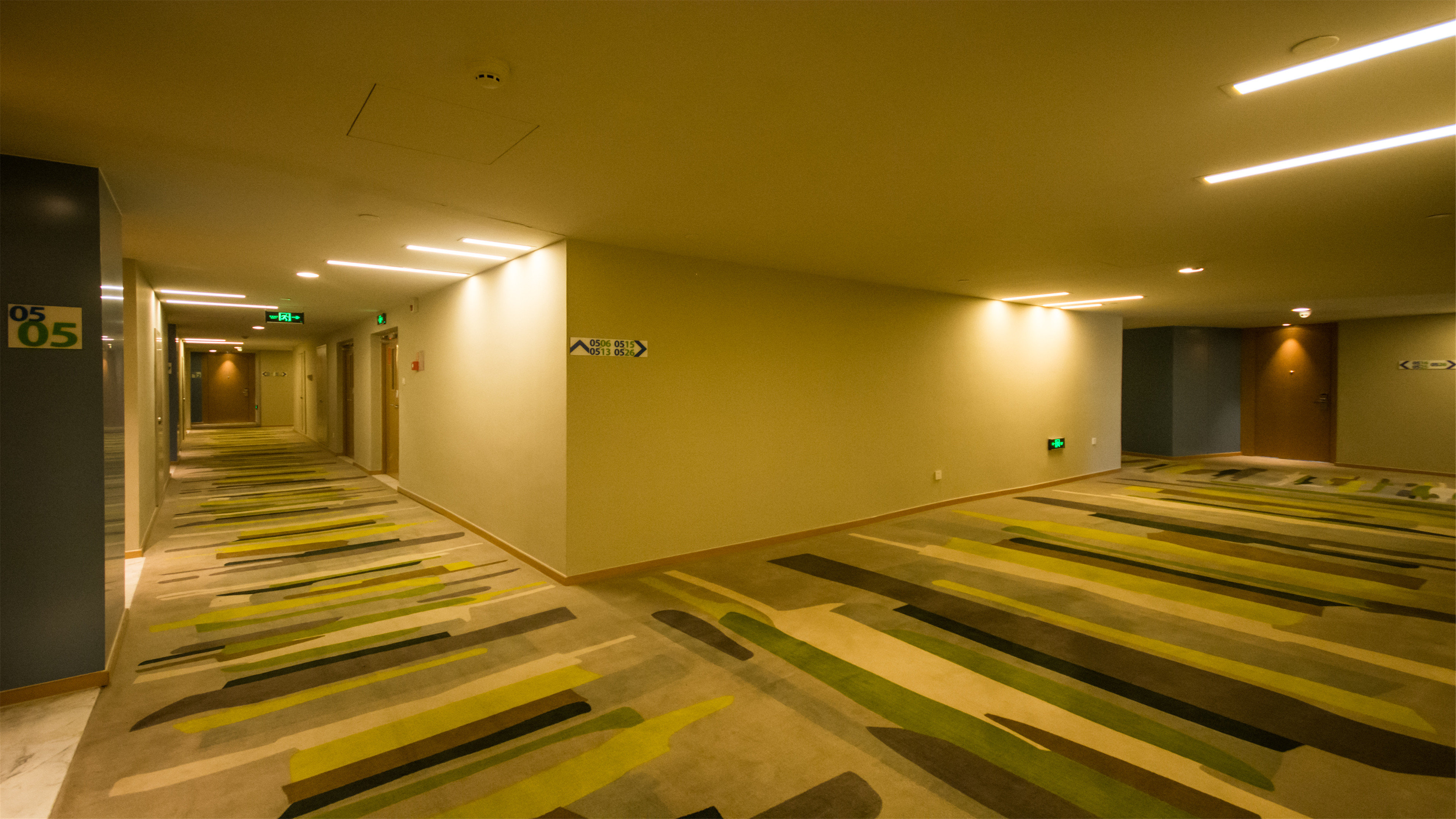 holiday inn express zhangjiakou park view