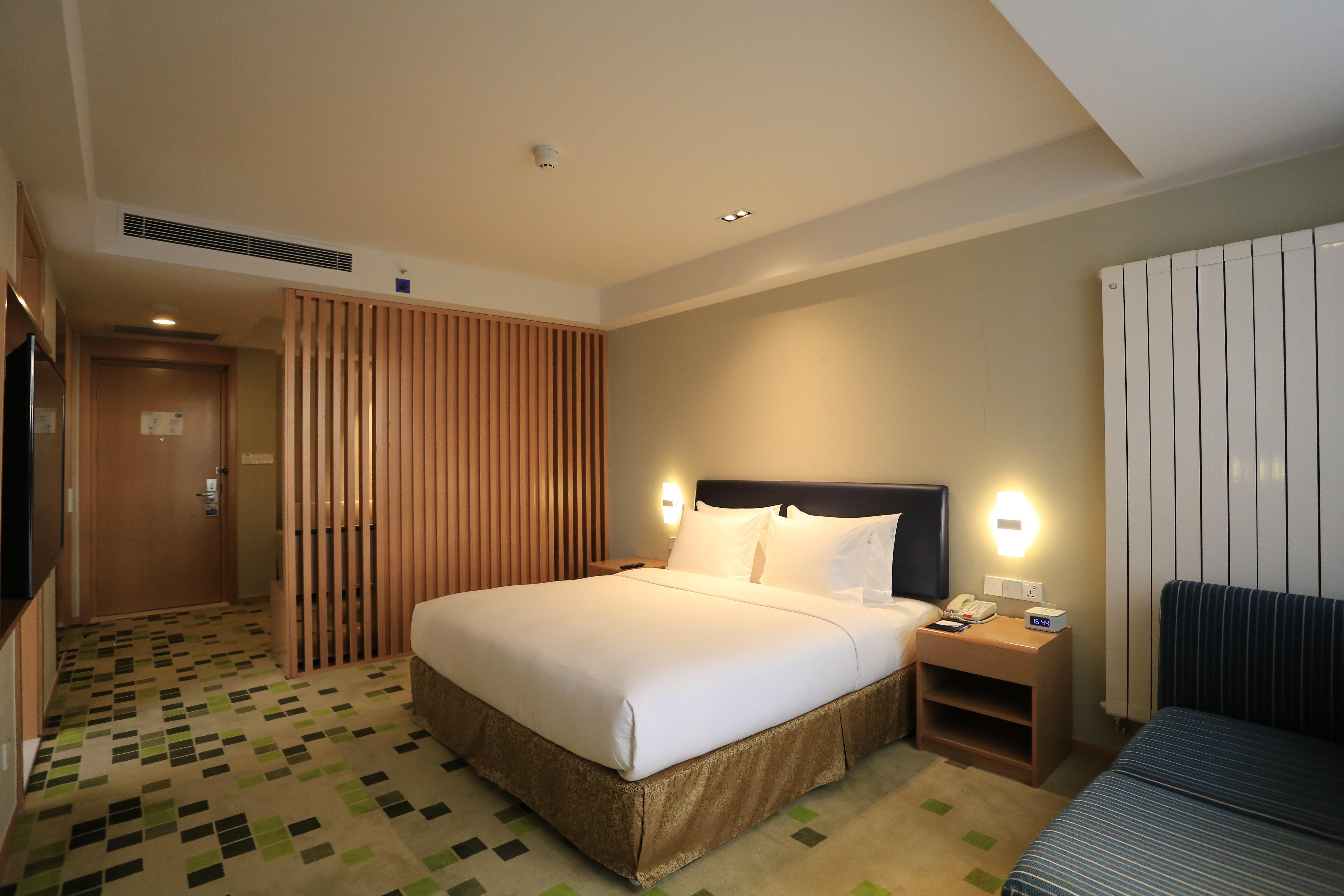 holiday inn express zhangjiakou park view
