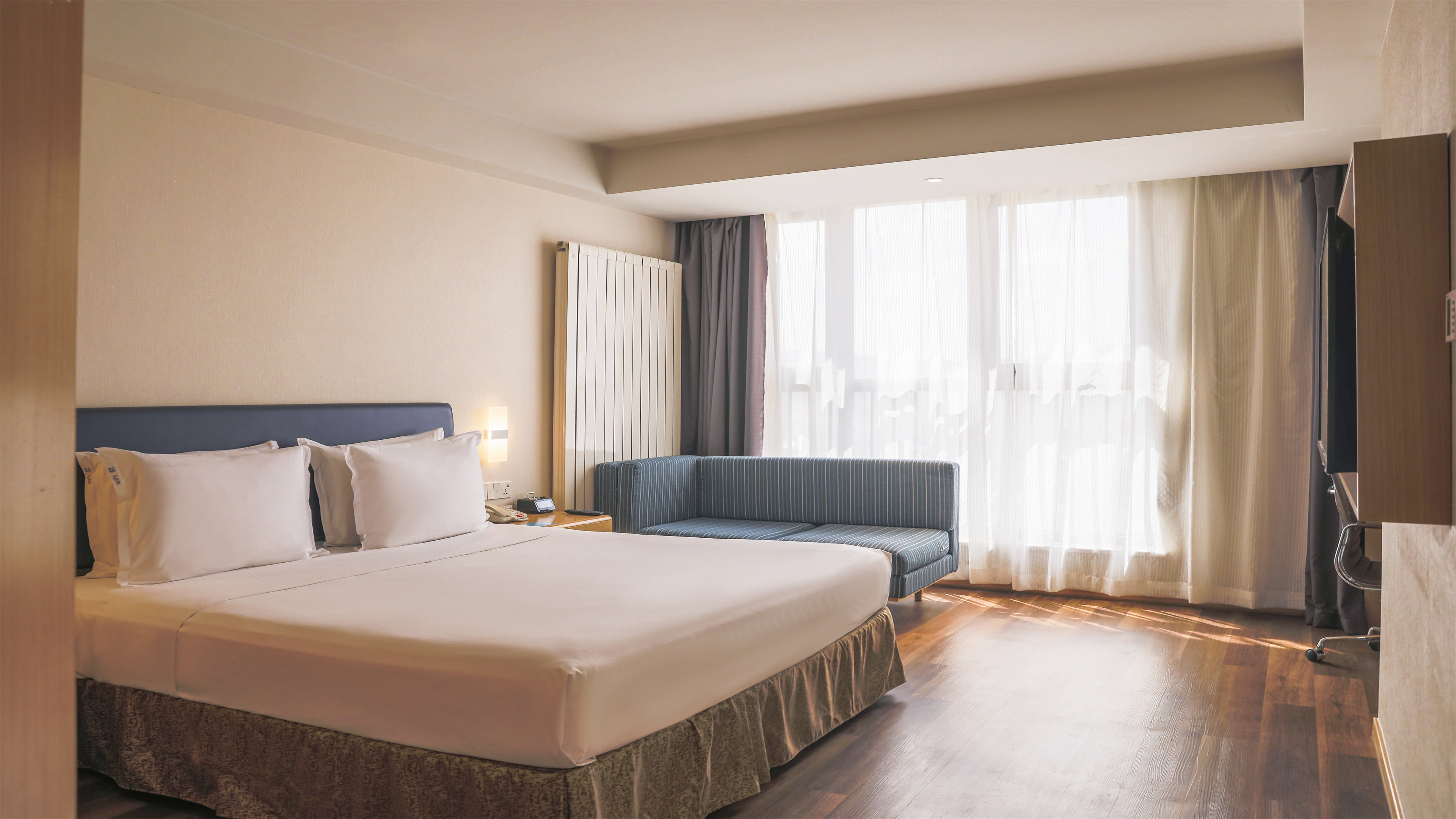 holiday inn express zhangjiakou park view