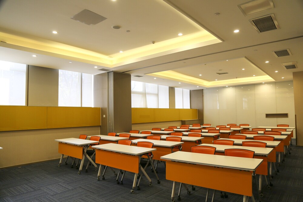 holiday inn express chengdu jinniu by ihg