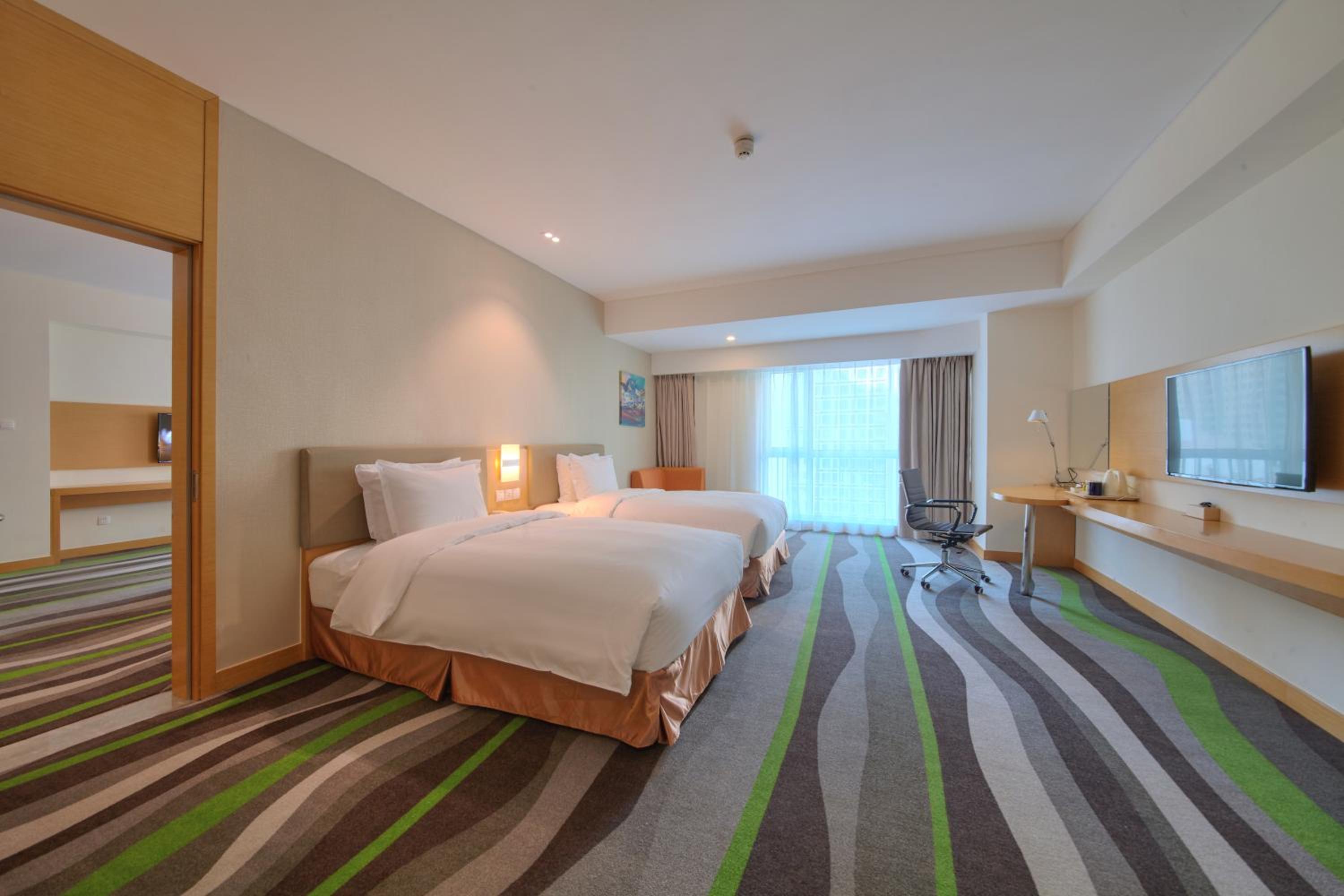 holiday inn express tangshan downtown by ihg