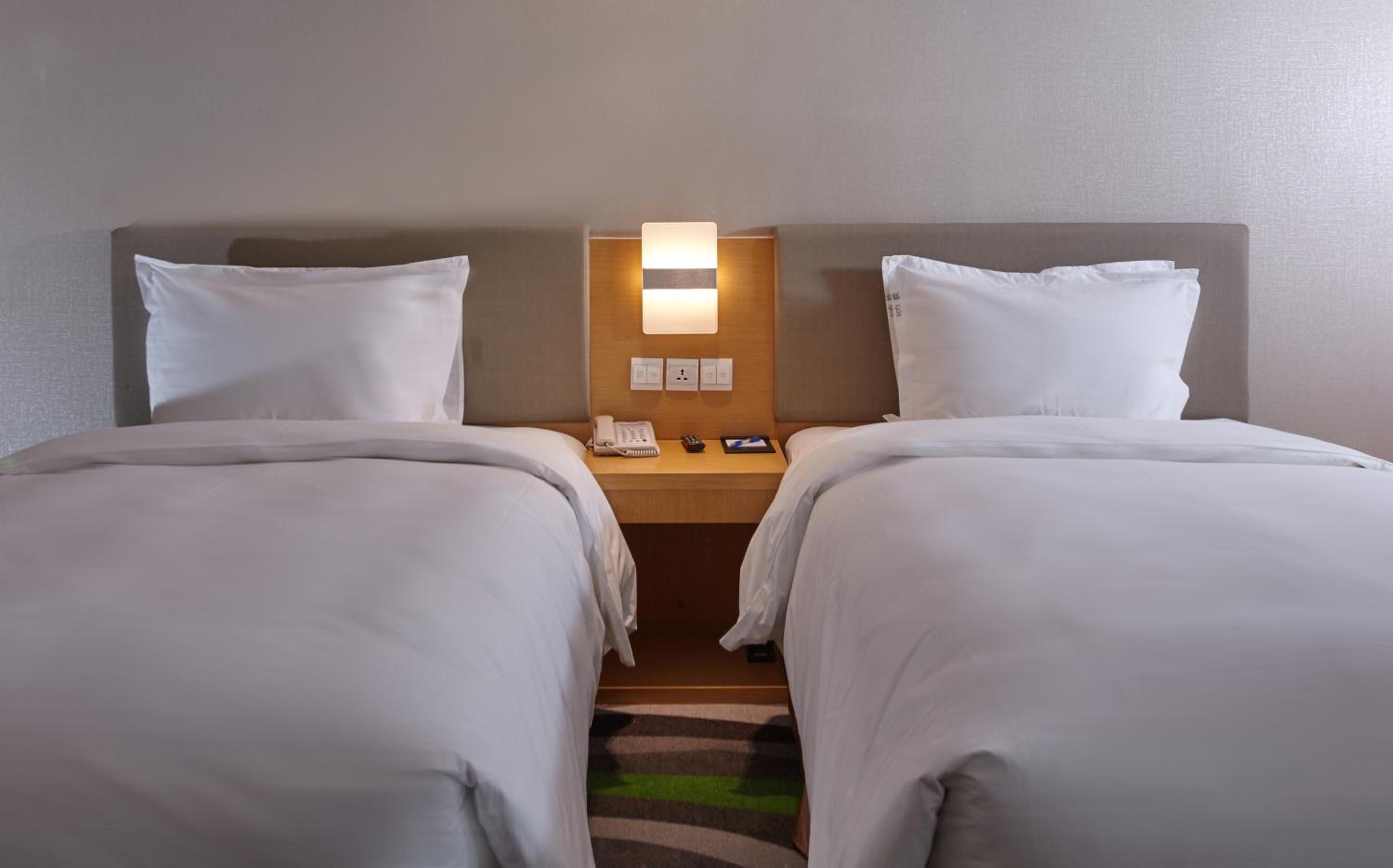holiday inn express tangshan downtown by ihg
