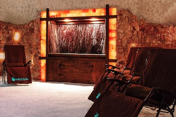 embassy suites by hilton san antonio brooks hotel and spa