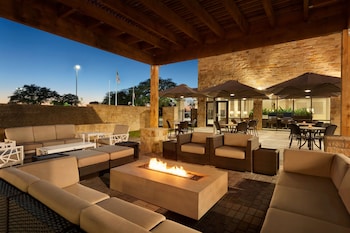 embassy suites by hilton san antonio brooks hotel and spa