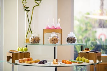 holiday inn muscat al seeb by ihg