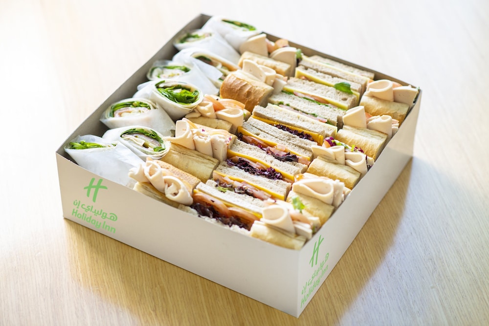 holiday inn muscat al seeb by ihg