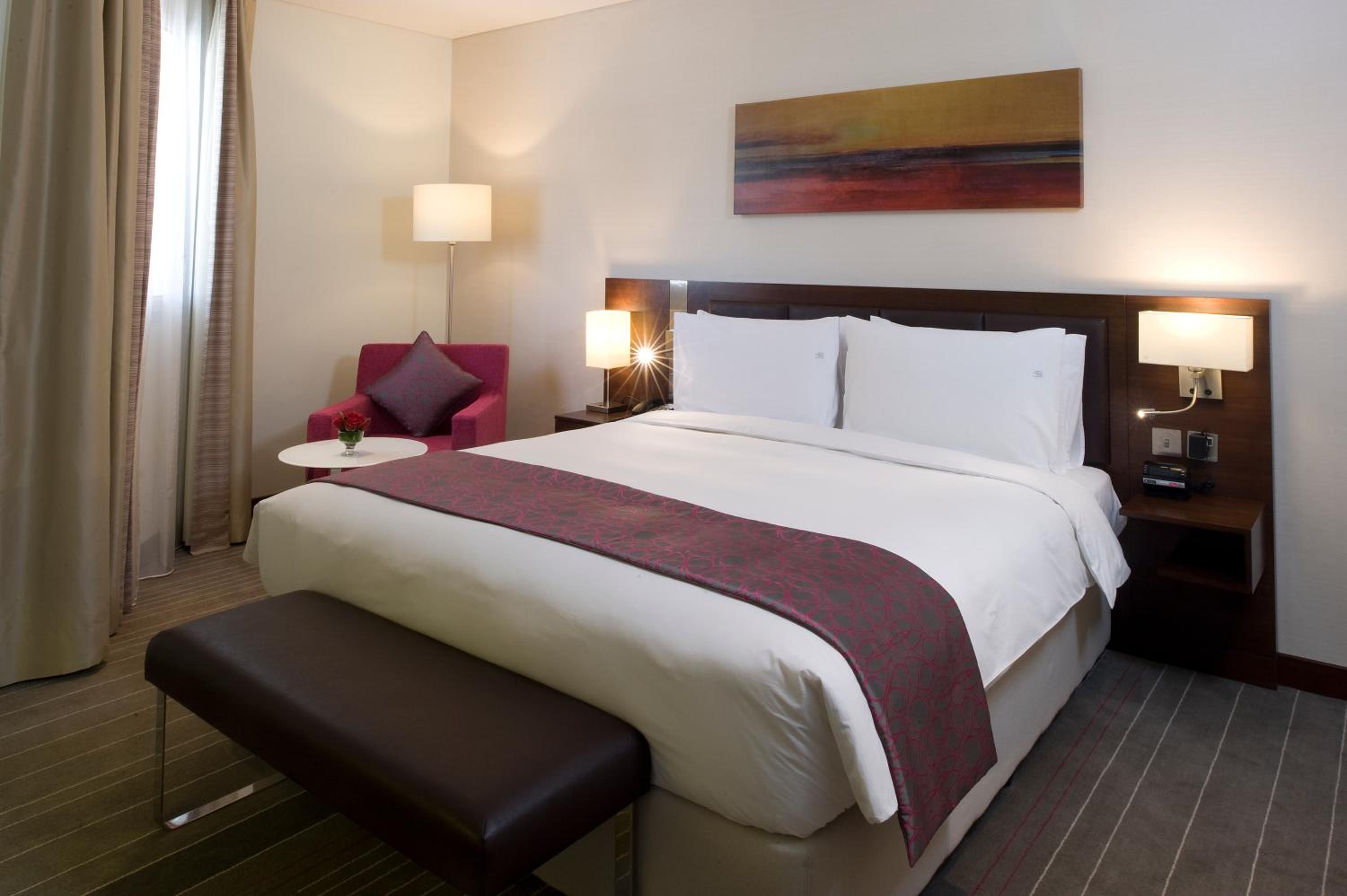 holiday inn muscat al seeb by ihg
