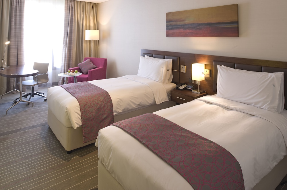 holiday inn muscat al seeb by ihg