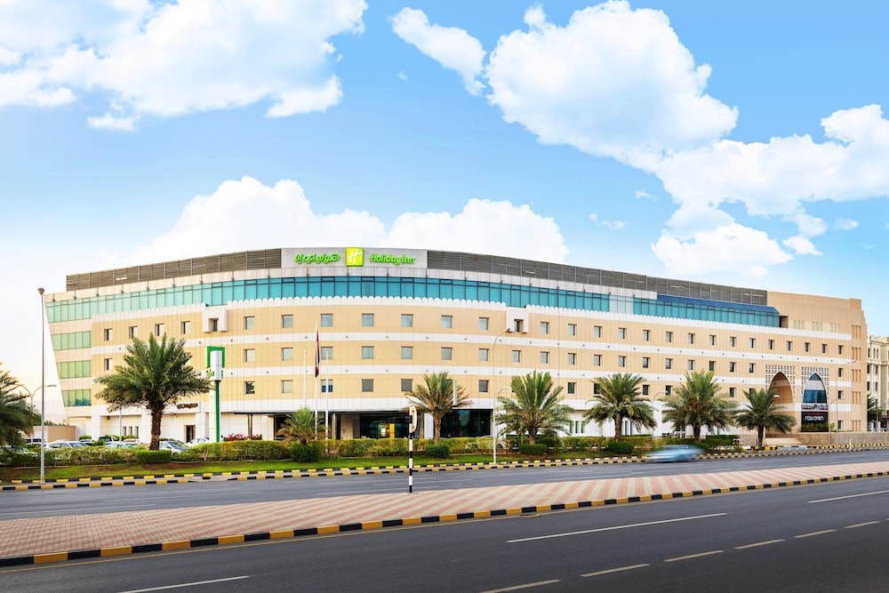 holiday inn muscat al seeb by ihg