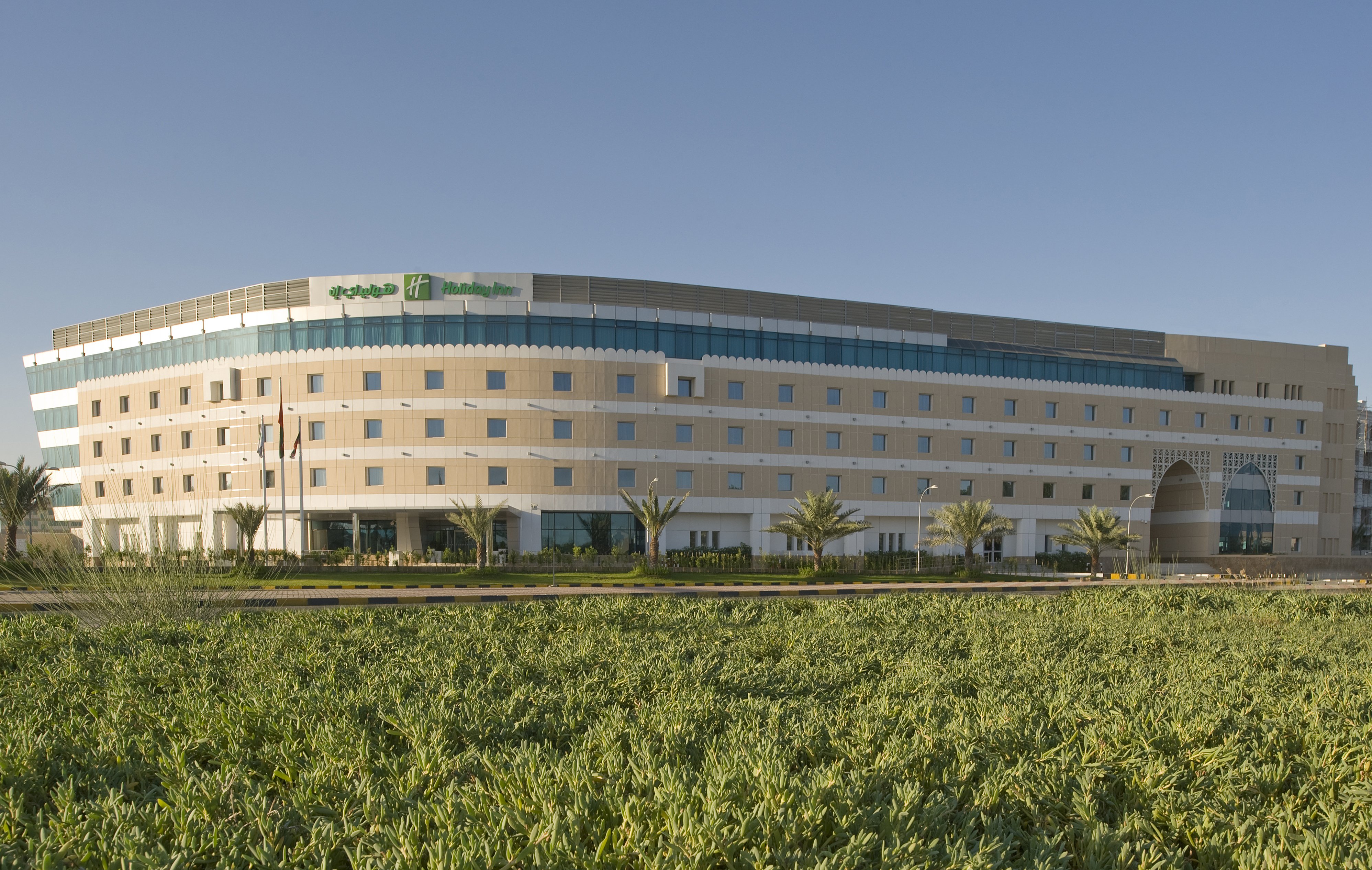 holiday inn muscat al seeb by ihg