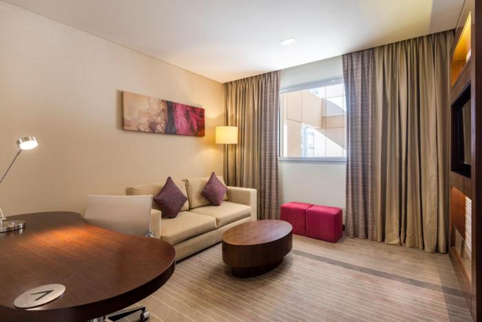 holiday inn muscat al seeb by ihg