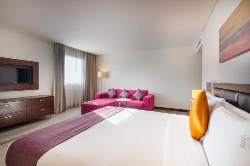 holiday inn muscat al seeb by ihg