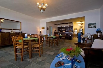 Rooms & Apartments Archontou,Chrisopigi>>Apollonia,0 star