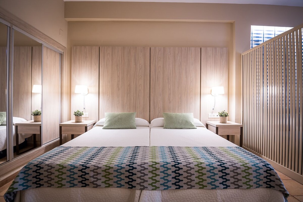 intelier bonaire hotel