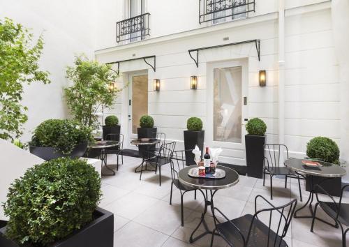 Hotel Balmoral,Near Lido,4 star