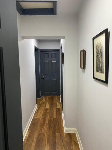 hollybush guest house