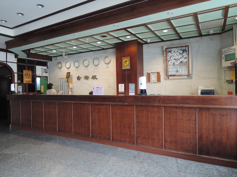 guide hotel chunghua jhongjheng