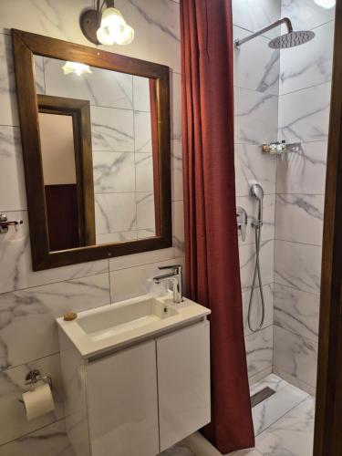 Guesthouse Mavrodimos,Eptalofos>>Delphi,3 star