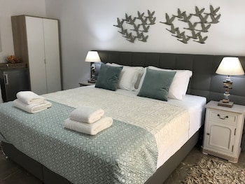 aloe luxury apartments and suites