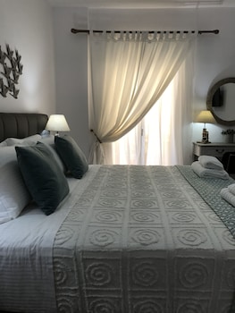aloe luxury apartments and suites