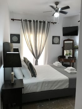 aloe luxury apartments and suites