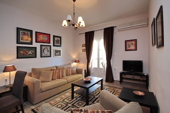 aloe luxury apartments and suites