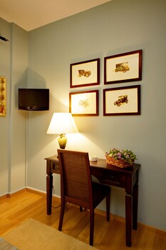 aloe luxury apartments and suites