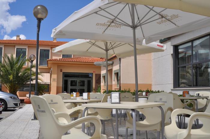 hotel alonso de monroy