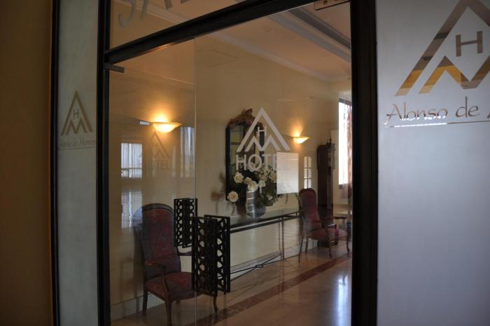 hotel alonso de monroy