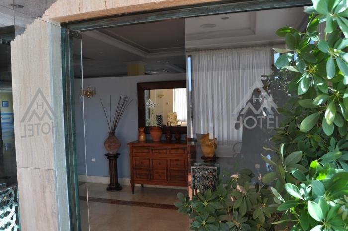 hotel alonso de monroy