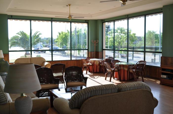 hotel alonso de monroy