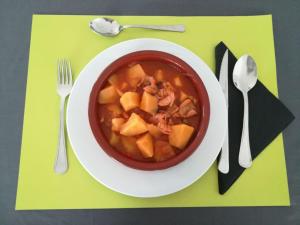 hotel alonso de monroy