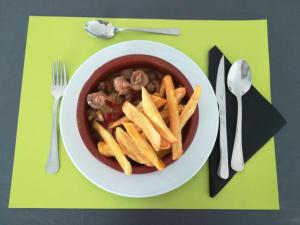 hotel alonso de monroy