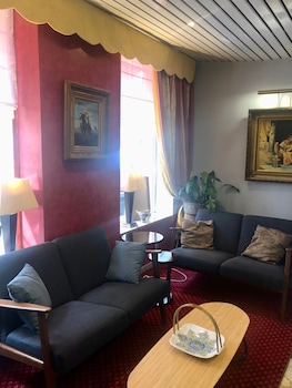 hotel poussin