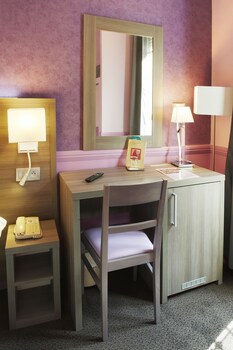 hotel poussin